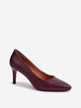 High heels Step in style