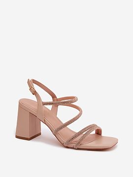 Heeled sandals Step in style