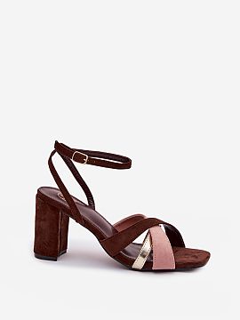 Heeled sandals Step in style