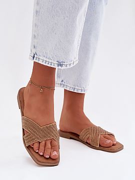 Slippers Step in style  