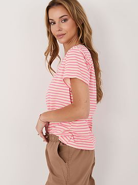 T-shirt Italy Moda  Stylish women\'s t-shirt in timeless stripes, perfect for everyday, casual styling. The classic pattern makes it perfect to pair with both j