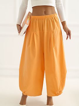 corduroy trousers Italy Moda  Women\'s corduroy trousers in a loose Aladdin style, perfect for everyday wear. Made of soft and pleasant to the touch cotton, they provide 