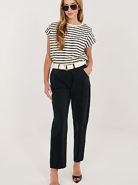 corduroy trousers Italy Moda  Women\'s corduroy trousers in a trendy carrot cut, perfect for everyday wear. Made of high-quality cotton blend with elastane, they provide 