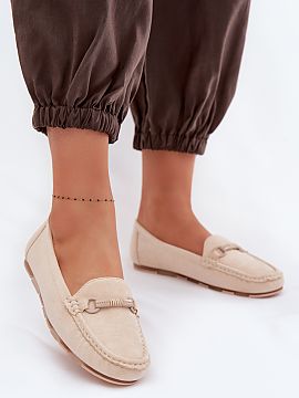 Moccasins Step in style  Women\'s moccasins made of eco suede are a stylish and comfortable proposition for everyday wear. The flat design ensures wearing comfort, m