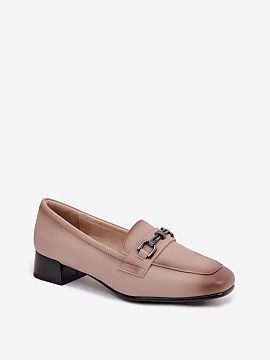 Heeled loafers Step in style