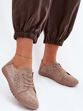 Shoes Step in style  Women\'s loafers made of natural suede are a stylish and comfortable choice for everyday wear. The high-quality material gives the footwear 