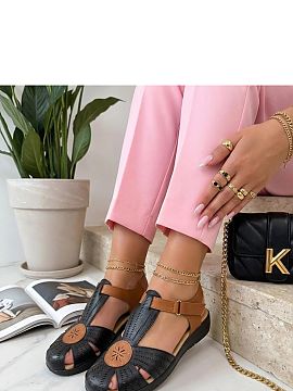Sandals Solea  Comfortable sandals with Velcro fastening are an ideal proposition for warm days for women who value comfort and functionality. Made of eco-