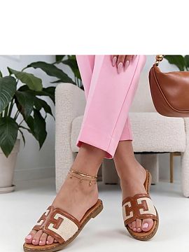 Slippers Solea  Simple and comfortable flip-flops made of eco-leather are a practical proposal for warm days. Lightweight and easy to care for, they provide