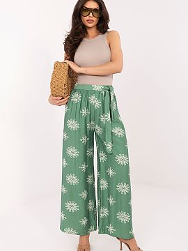 Women's pants Italy Moda  Women\'s palazzo pants are a comfortable and stylish option for everyday wear, perfect for women who appreciate freedom and a fashionable lo