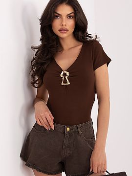 Bluzka Italy Moda  Elegant, fitted women\'s blouse is a universal proposal that will work perfectly both for everyday wear, for work, and for formal outings or