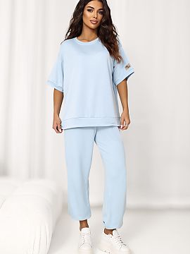 Complete Rue Paris  Women\'s tracksuit set consisting of a sweatshirt and pants is the perfect everyday option for women who appreciate comfort and modern style