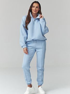 Complete Makadamia  Stylish women\'s tracksuit set in a universal size is the perfect combination of comfort and a fashionable look. Made of soft, pleasant to t