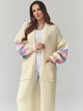 Cardigan Makadamia  A long women\'s sweater is an ideal proposal for women who value comfort and style in their everyday stylizations. The women\'s cardigan mod