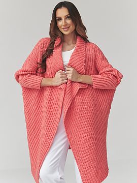 Cardigan Makadamia  This long women\'s sweater is a perfect choice for women who appreciate comfort, style, and timeless design. The cardigan-style model stands