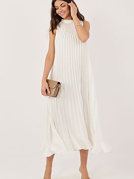 Cocktail dress Rue Paris  Pleated cocktail dress is an elegant proposal that will work perfectly for special occasions and parties. Its light, airy midi-length silhou