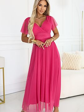 Long gown Numoco  Imagine an evening where you don\'t have to try. You enter calmly, and the light itself leads the gaze over your silhouette. The raspberry s