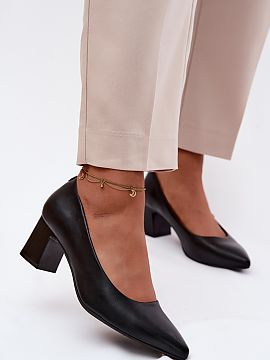 Block heel pumps Step in style  Women\'s pumps from the Sergio Leone brand are a classic and timeless proposition for women who appreciate elegance. Made of high-quality ec