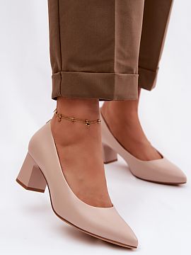 Block heel pumps Step in style  Women\'s pumps from the Sergio Leone brand are a classic and timeless proposition for women who appreciate elegance. Made of high-quality ec