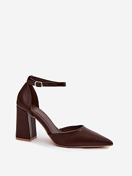Block heel pumps Step in style