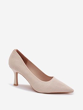 High heels Step in style