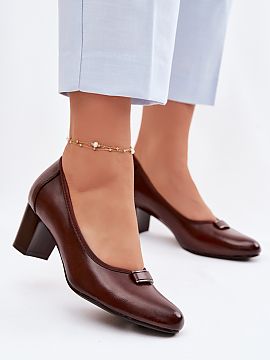 Block heel pumps Step in style  Women\'s pumps by Vinceza are an elegant model with a timeless character. Made of eco leather. Set on a stable column heel that will provide