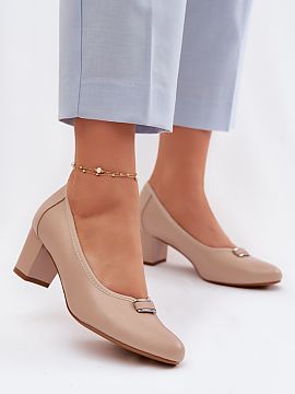 Block heel pumps Step in style  Women\'s pumps by Vinceza are an elegant model with a timeless character. Made of eco leather. Set on a stable column heel, which will provi