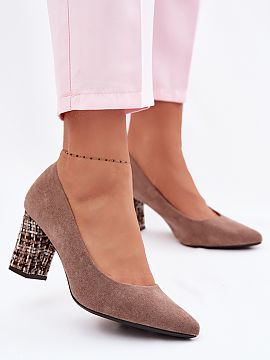 Block heel pumps Step in style  Women\'s pumps by Sergio Leone are a proposal that enchants with elegance and timeless appearance. Made of soft eco-suede, they look excepti
