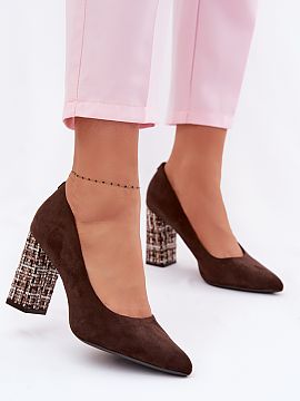Block heel pumps Step in style  Classic pumps from the Sergio Leone brand. The shoes are made of high-quality eco-suede. Soft leather insole and stable heel will ensure you