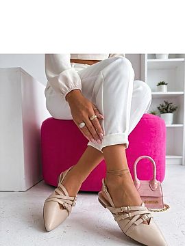 Balerinki Solea  Stylish ballerinas with an open back are a combination of classic elegance with a modern accent. Made of eco-leather, they look exceptionall