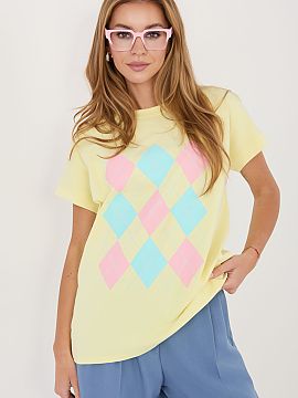 Bluzka Relevance  A women\'s everyday blouse is a comfortable and stylish option for various occasions. Made from a pleasant to the touch blend of cotton and 