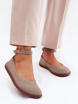 Balerinki Step in style  Ladies\' ballet flats made of natural suede are an elegant and comfortable choice for everyday wear, perfect for women who value comfort and