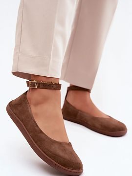 Balerinki Step in style  Women\'s ballet flats made of natural suede are an elegant and comfortable option for everyday wear, perfect for women who appreciate comfor