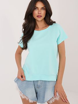 Bluzka Rue Paris  The everyday blouse is a classic and comfortable option, perfect for both everyday wear and work. Made of high-quality cotton blend with ela