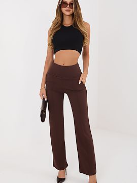 Tracksuit trousers Rue Paris  Sweatpants with a straight leg are a comfortable and stylish option for everyday wear. The high-waisted design perfectly fits the silhouette