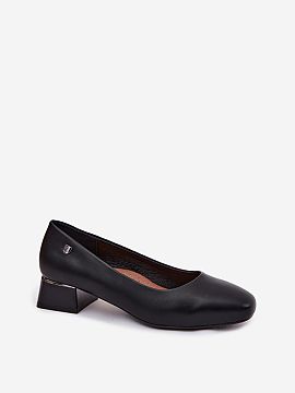 Heeled pumps Step in style