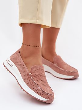Mocassin Step in style  