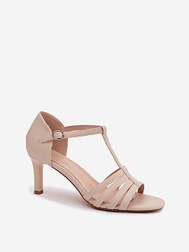 Heel sandals Step in style