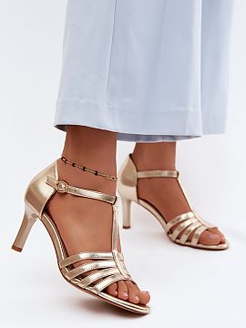 Heel sandals Step in style  