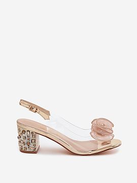 Heel sandals Step in style
