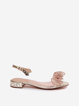 Sandals Step in style