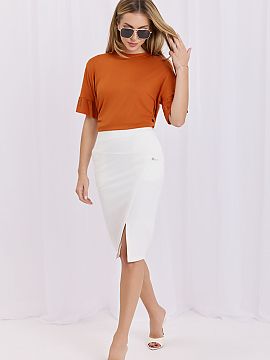 Skirt Relevance  Stylish sweat skirt is a universal proposition perfect for both everyday wear and work. Made of high-quality blend of cotton and elastane, i
