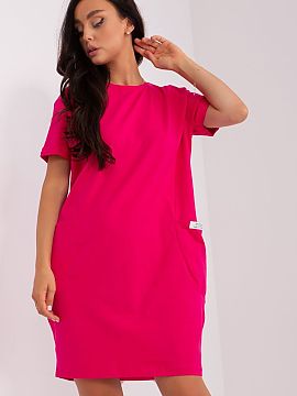 Daydress Rue Paris  Comfortable sweatshirt dress with a simple cut, created for everyday use on warm, summer days. Its minimalist, smooth design makes it univer