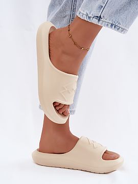 Platform sandals Step in style  Women\'s flip-flops from the Lotto brand are a light and comfortable option for warm days. Made of foam material, they provide comfort and f