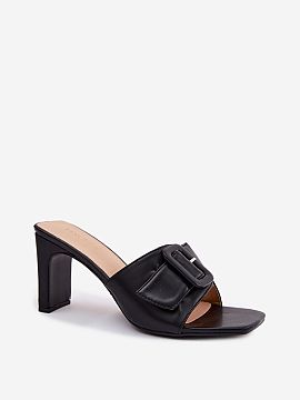 Heeled sandals Step in style