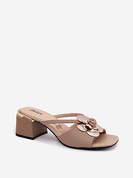 Heeled sandals Step in style