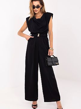 Suit Italy Moda  An elegant jumpsuit with a smooth finish is a versatile option that will work well for everyday wear, work, and more formal occasions. Made 