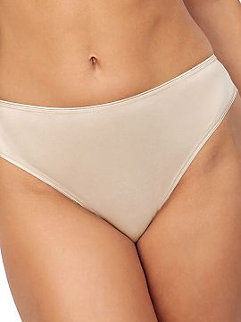 Panties Donna  Women\'s lace panties 233 are an elegant proposition for women who appreciate subtlety and everyday comfort. The smooth front perfectly fits