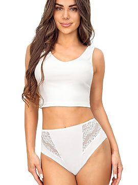 Panties Donna  Classic briefs with an elegant, feminine cut, combining comfort and style. The model has a smooth back and covered sides, ensuring a perfect