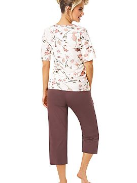 Pyjama Donna
