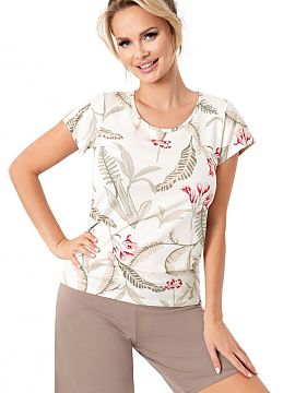 Pyjama Donna  Women\'s pajamas Michelle 1/2 is a comfortable and stylish set made of soft, breathable viscose, which provides comfort and full freedom of 